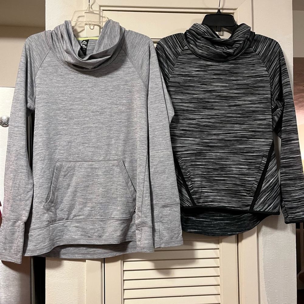 Champion Blk and White sweatshirt w/fleece Grey and white RBX Fleece Sweatshirt